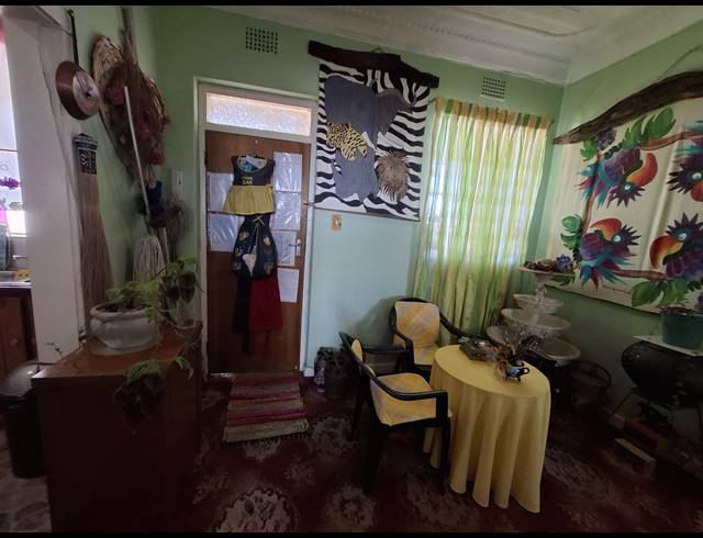 2 BEDROOM APARTMENT FOR SALE IN SPRINGS CENTRAL